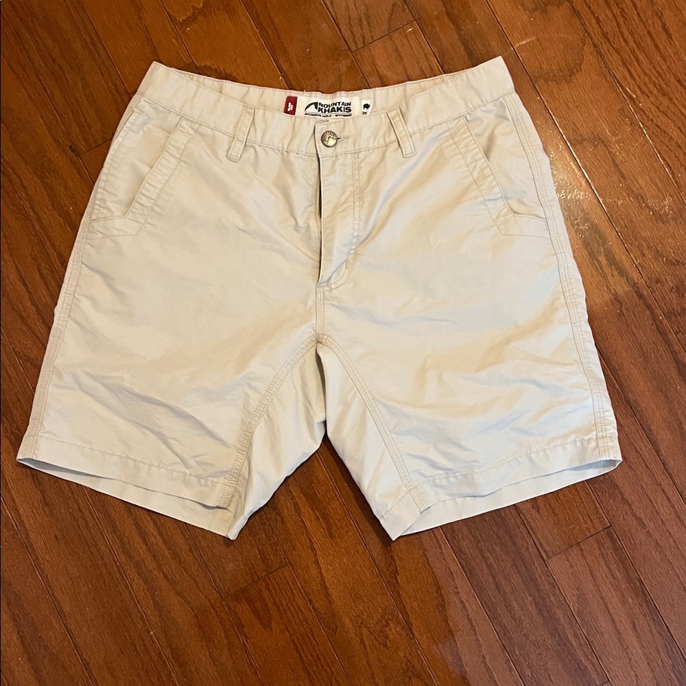 Mountain Khakis Slim Fit Shorts - Cream
